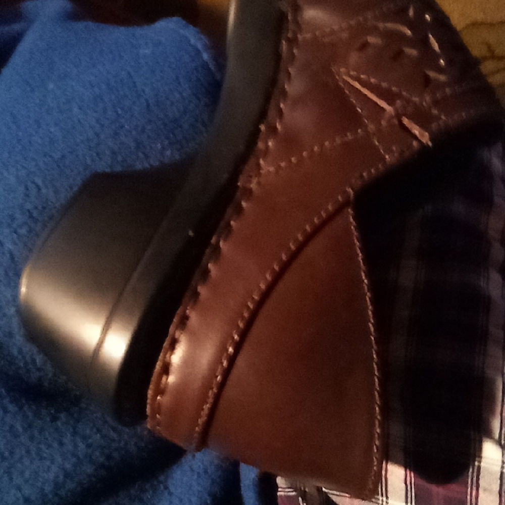 Classic Brown Men's Dress Shoes